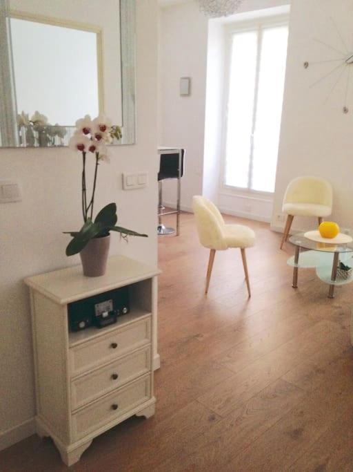 #28 1 Bdr Flat Ac Balcony Hper Central 10Mins To Beach & Old Town Ніцца Екстер'єр фото