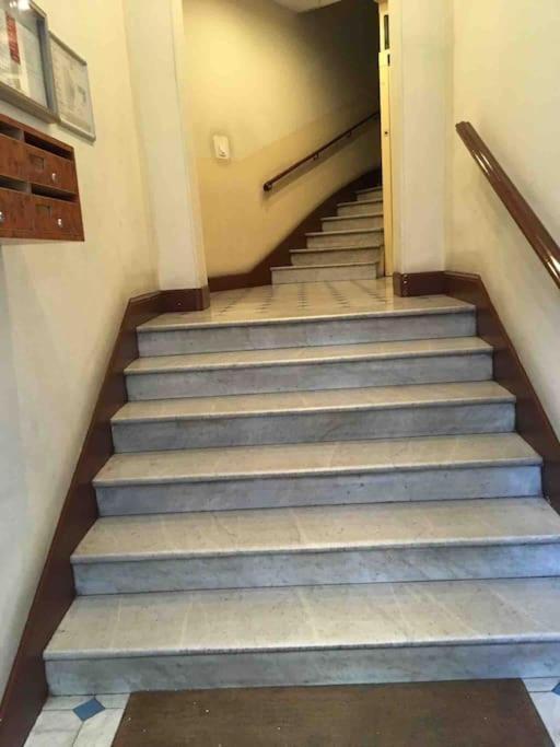 #28 1 Bdr Flat Ac Balcony Hper Central 10Mins To Beach & Old Town Ніцца Екстер'єр фото